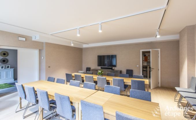 Maison de vacances � Vencimont pour 40 personnes en Ardenne