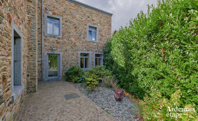 Maison de vacances � Vencimont pour 40 personnes en Ardenne