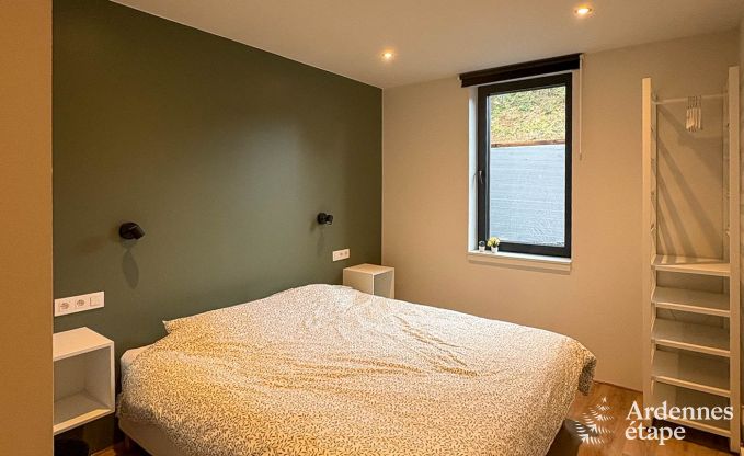 Grande maison de vacances � Vencimont pour 13 personnes avec 6 chambres et salles de bain et jardin priv� avec trampoline et p�tanque