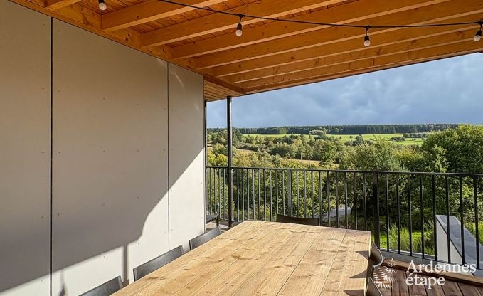 Grande maison de vacances pour 20 personnes � Vencimont avec 9 salles de bain, sauna, cabine infrarouge, salle de jeux et jardin priv� en Ardenne