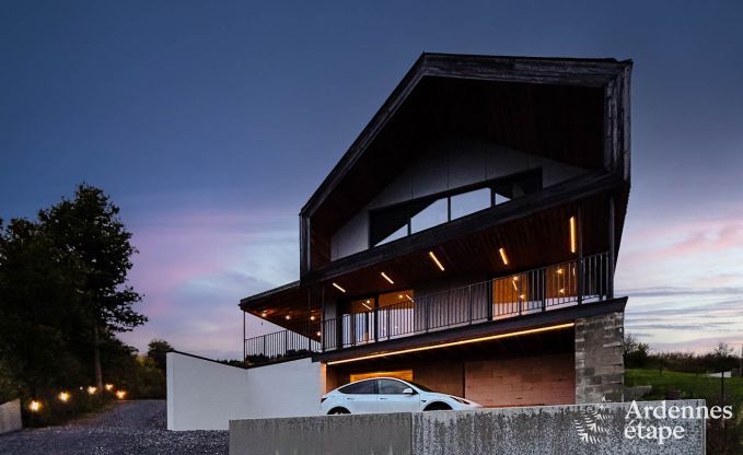 Grande maison de vacances pour 20 personnes � Vencimont avec 9 salles de bain, sauna, cabine infrarouge, salle de jeux et jardin priv� en Ardenne