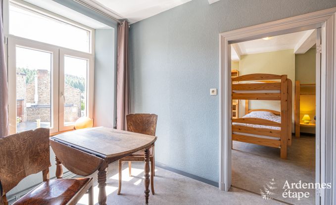 Maison de vacances � Vencimont, Ardenne, 12 personnes, 4 chambres, sauna privatif, billard, jardin au bord de l�eau