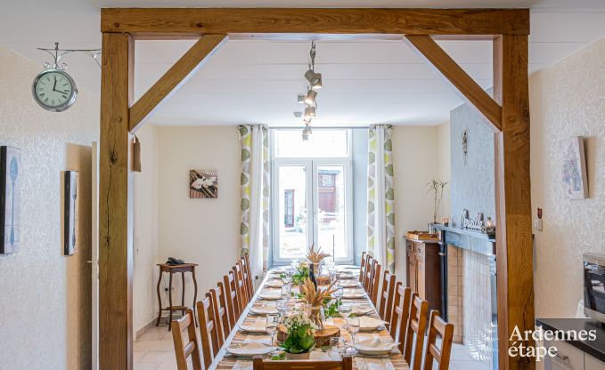 Maison de vacances � Vencimont, Ardenne, 12 personnes, 4 chambres, sauna privatif, billard, jardin au bord de l�eau