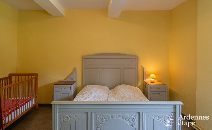 Maison de vacances � Vencimont, Ardenne, 12 personnes, 4 chambres, sauna privatif, billard, jardin au bord de l�eau