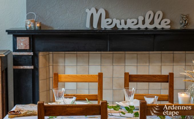 Maison de vacances � Vencimont, Ardenne, 12 personnes, 4 chambres, sauna privatif, billard, jardin au bord de l�eau