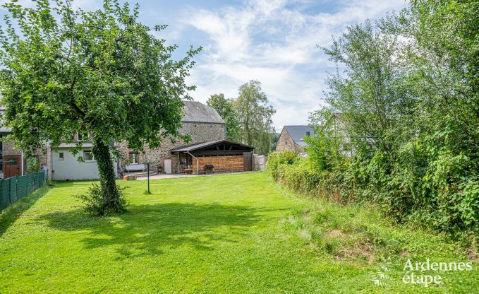 Maison de vacances � Vencimont, Ardenne, 12 personnes, 4 chambres, sauna privatif, billard, jardin au bord de l�eau