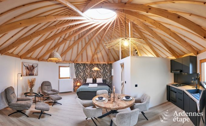 S�jour insolite dans un yourte unique � Vielsalm : entour� de prairies, avec jardin, lits faits et 1 chien
