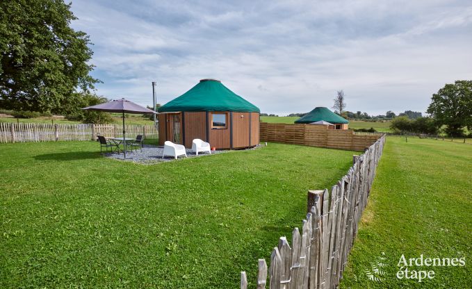 S�jour insolite dans un yourte unique � Vielsalm : entour� de prairies, avec jardin, lits faits et 1 chien
