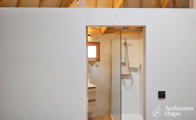 S�jour insolite dans un yourte unique � Vielsalm : entour� de prairies, avec jardin, lits faits et 1 chien