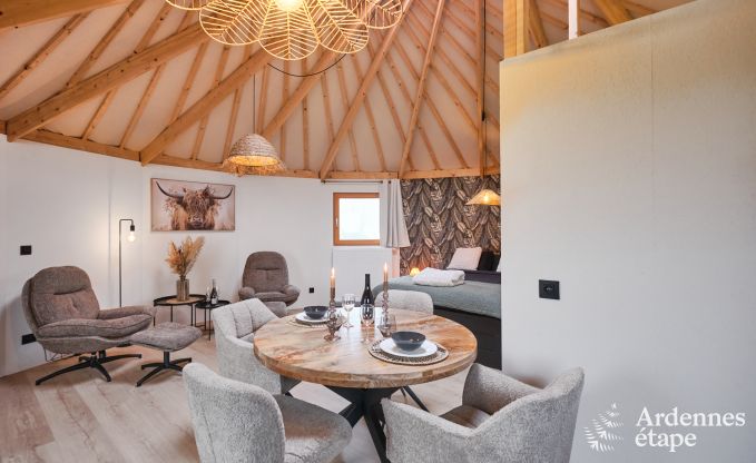 S�jour insolite dans un yourte unique � Vielsalm : entour� de prairies, avec jardin, lits faits et 1 chien