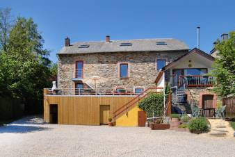 Confortable gîte de groupe pour 19/21 personnes à Vielsalm en Ardenne