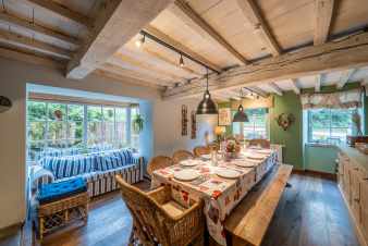 Maison de vacances à Vielsalm pour 11 avec 5 chambres, salle de jeux et jardin