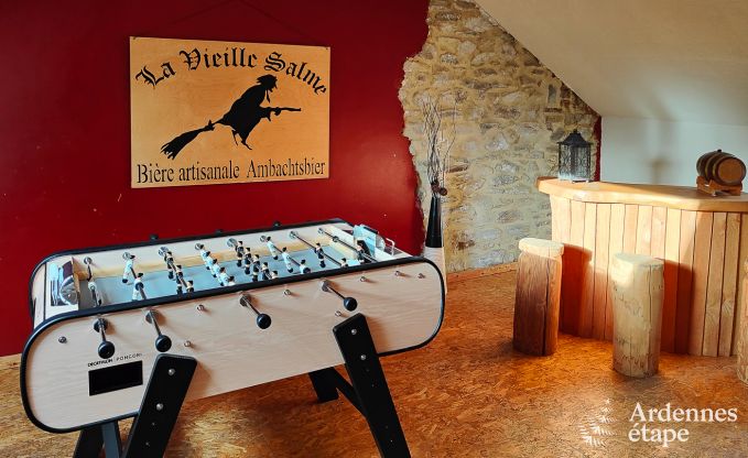 Grande maison de vacances pr�s de Vielsalm pour 21 personnes avec 7 chambres, 4 salles de bains, salle de jeux et jardin priv�