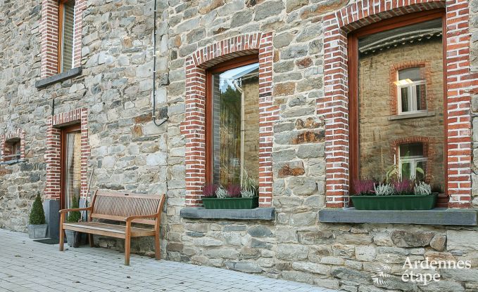 Grande maison de vacances pr�s de Vielsalm pour 21 personnes avec 7 chambres, 4 salles de bains, salle de jeux et jardin priv�