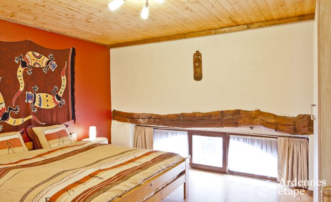 Grande maison de vacances pr�s de Vielsalm pour 21 personnes avec 7 chambres, 4 salles de bains, salle de jeux et jardin priv�