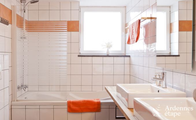 Maison de vacances � Vielsalm pour 22 personnes en Ardenne