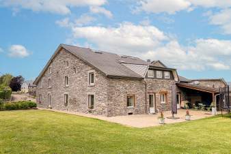 Maison de vacances 9 personnes à proximité de Vielsalm avec sauna et salle de sport.