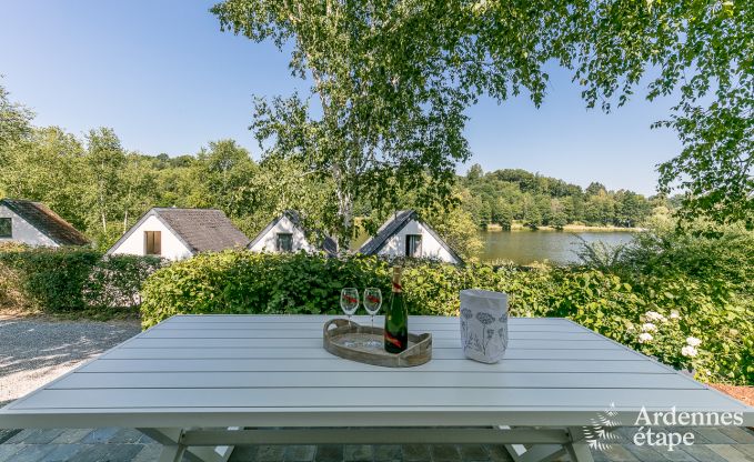 Gîte avec vue sur lac, pour 6 personnes, à louer en Ardenne (Vielsalm)