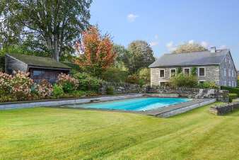 Combiné de deux maisons à Vielsalm pour 13/15 personnes avec piscine extérieure