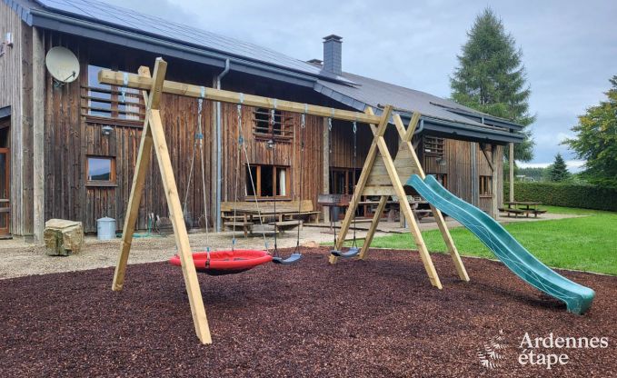 Grande maison de vacances � Vielsalm pour 22 personnes avec 10 chambres, salle de jeux, sauna et grand jardin