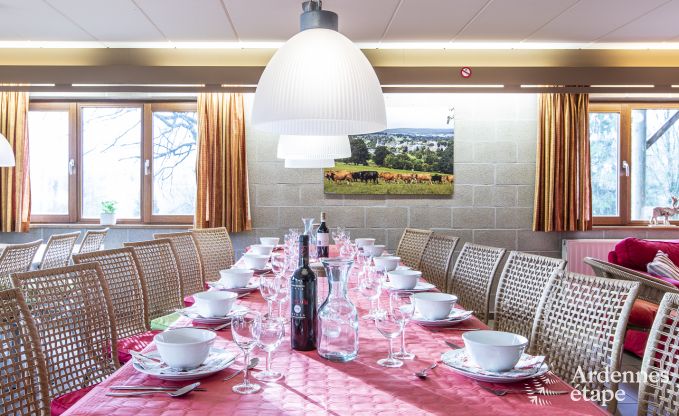Grande maison de vacances � Vielsalm pour 22 personnes avec 10 chambres, salle de jeux, sauna et grand jardin