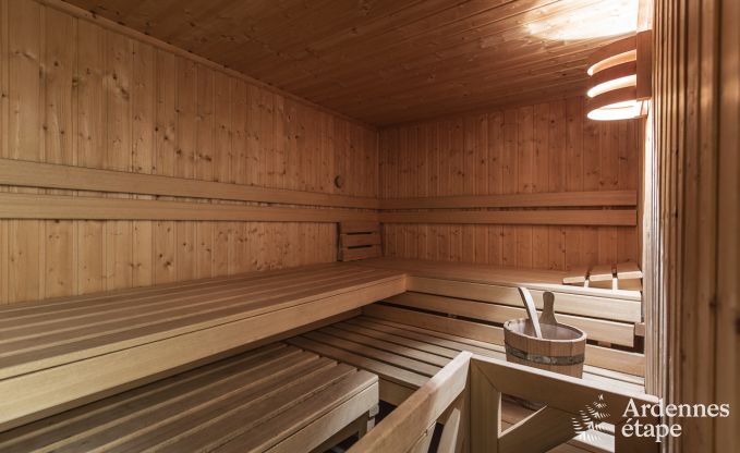 Grande maison de vacances � Vielsalm pour 22 personnes avec 10 chambres, salle de jeux, sauna et grand jardin