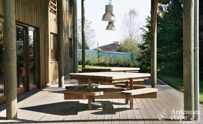 Grande maison de vacances � Vielsalm pour 22 personnes avec 10 chambres, salle de jeux, sauna et grand jardin