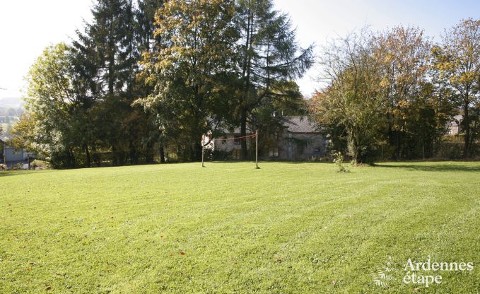 Grande maison de vacances � Vielsalm pour 22 personnes avec 10 chambres, salle de jeux, sauna et grand jardin