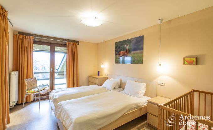 Grande maison de vacances � Vielsalm pour 22 personnes avec 10 chambres, salle de jeux, sauna et grand jardin