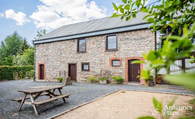 Villa de luxe � Vielsalm pour 20 personnes avec 7 chambres, piscine int�rieure, sauna et jardin priv�