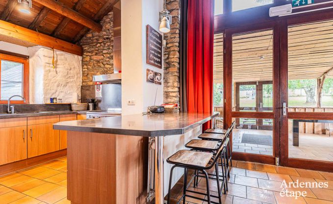 Villa de luxe � Vielsalm pour 20 personnes avec 7 chambres, piscine int�rieure, sauna et jardin priv�