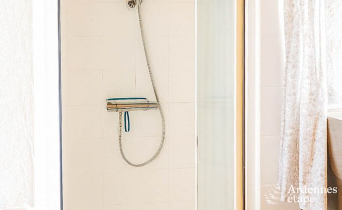 Villa de luxe � Vielsalm pour 20 personnes avec 7 chambres, piscine int�rieure, sauna et jardin priv�