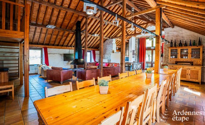 Villa de luxe � Vielsalm pour 20 personnes avec 7 chambres, piscine int�rieure, sauna et jardin priv�