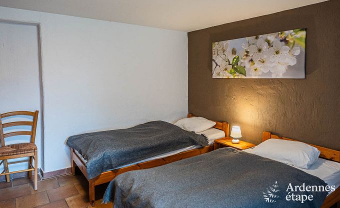 Villa de luxe � Vielsalm pour 20 personnes avec 7 chambres, piscine int�rieure, sauna et jardin priv�