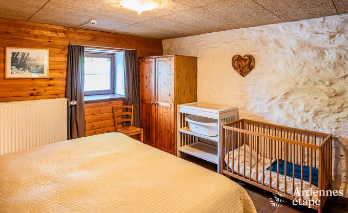 Villa de luxe � Vielsalm pour 20 personnes avec 7 chambres, piscine int�rieure, sauna et jardin priv�