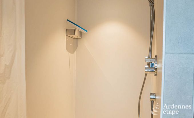 Villa de luxe � Vielsalm pour 20 personnes avec 7 chambres, piscine int�rieure, sauna et jardin priv�