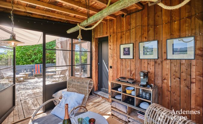 Tiny house romantique pour 2 personnes avec jacuzzi priv, pole  pellets et jardin  Vielsalm, Ardenne