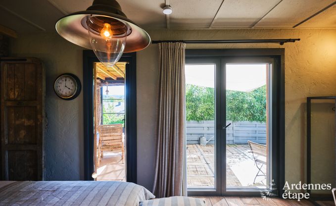 Tiny house romantique pour 2 personnes avec jacuzzi priv, pole  pellets et jardin  Vielsalm, Ardenne