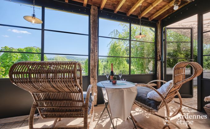 Tiny house romantique pour 2 personnes avec jacuzzi priv, pole  pellets et jardin  Vielsalm, Ardenne