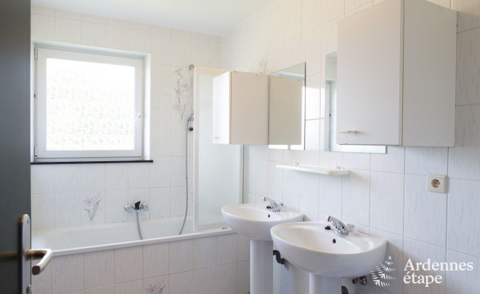 Maison de vacances  Vielsalm pour 17 personnes en Ardenne