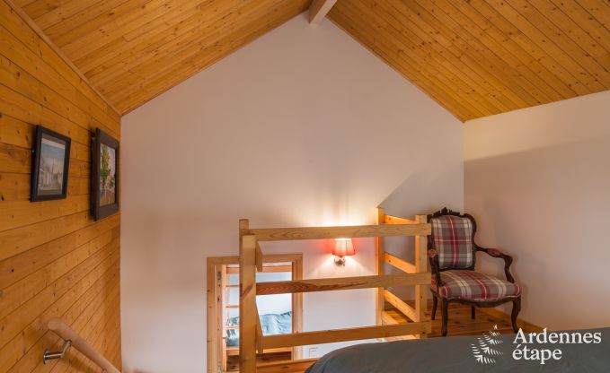 Maison de vacances confortable avec jardin priv� � pittoresque Vierves-sur-Viroin pour 4 personnes