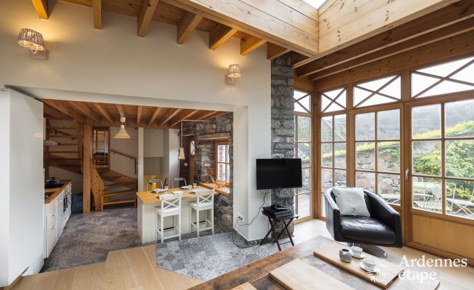 Maison de vacances confortable avec jardin priv� � pittoresque Vierves-sur-Viroin pour 4 personnes