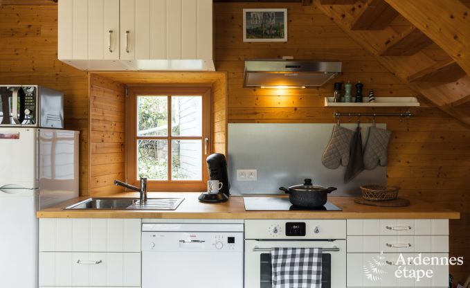 Maison de vacances confortable avec jardin priv� � pittoresque Vierves-sur-Viroin pour 4 personnes