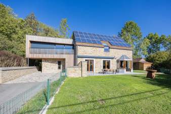 Maison de vacances spacieuse pour 9  Villers-Le-Temple, prs de Huy. Sauna, et jardin