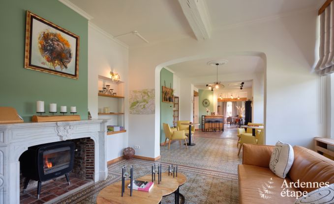 Maison de vacances confortable pour 10 personnes � Villers-en-Fagne avec sauna, jacuzzi, piscine et po�le � bois