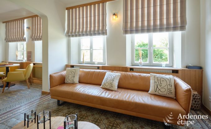 Maison de vacances confortable pour 10 personnes � Villers-en-Fagne avec sauna, jacuzzi, piscine et po�le � bois