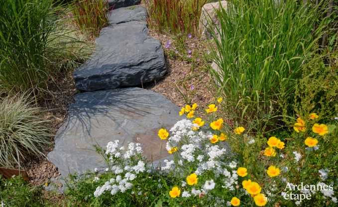 Maison de vacances confortable pour 10 personnes � Villers-en-Fagne avec sauna, jacuzzi, piscine et po�le � bois