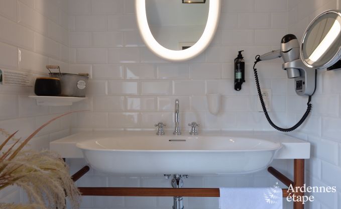 Maison de vacances confortable pour 10 personnes � Villers-en-Fagne avec sauna, jacuzzi, piscine et po�le � bois