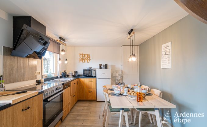 Sjour inoubliable  Villers-en-Fagne : Maison de vacances avec sauna, jacuzzi, piscine et vue imprenable en Ardenne