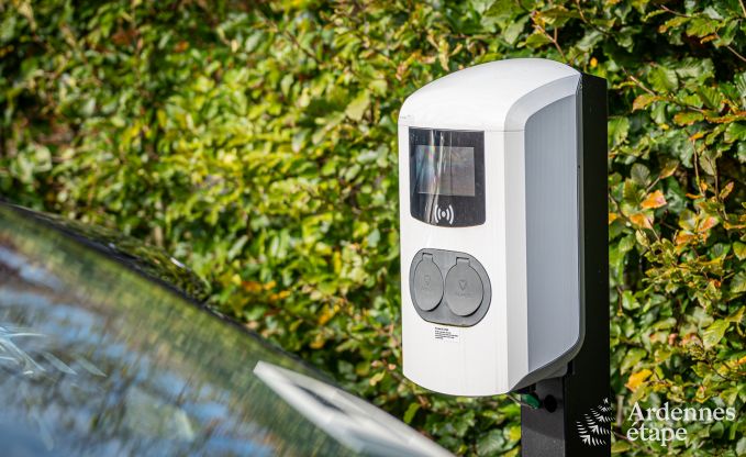 Sjour inoubliable  Villers-en-Fagne : Maison de vacances avec sauna, jacuzzi, piscine et vue imprenable en Ardenne